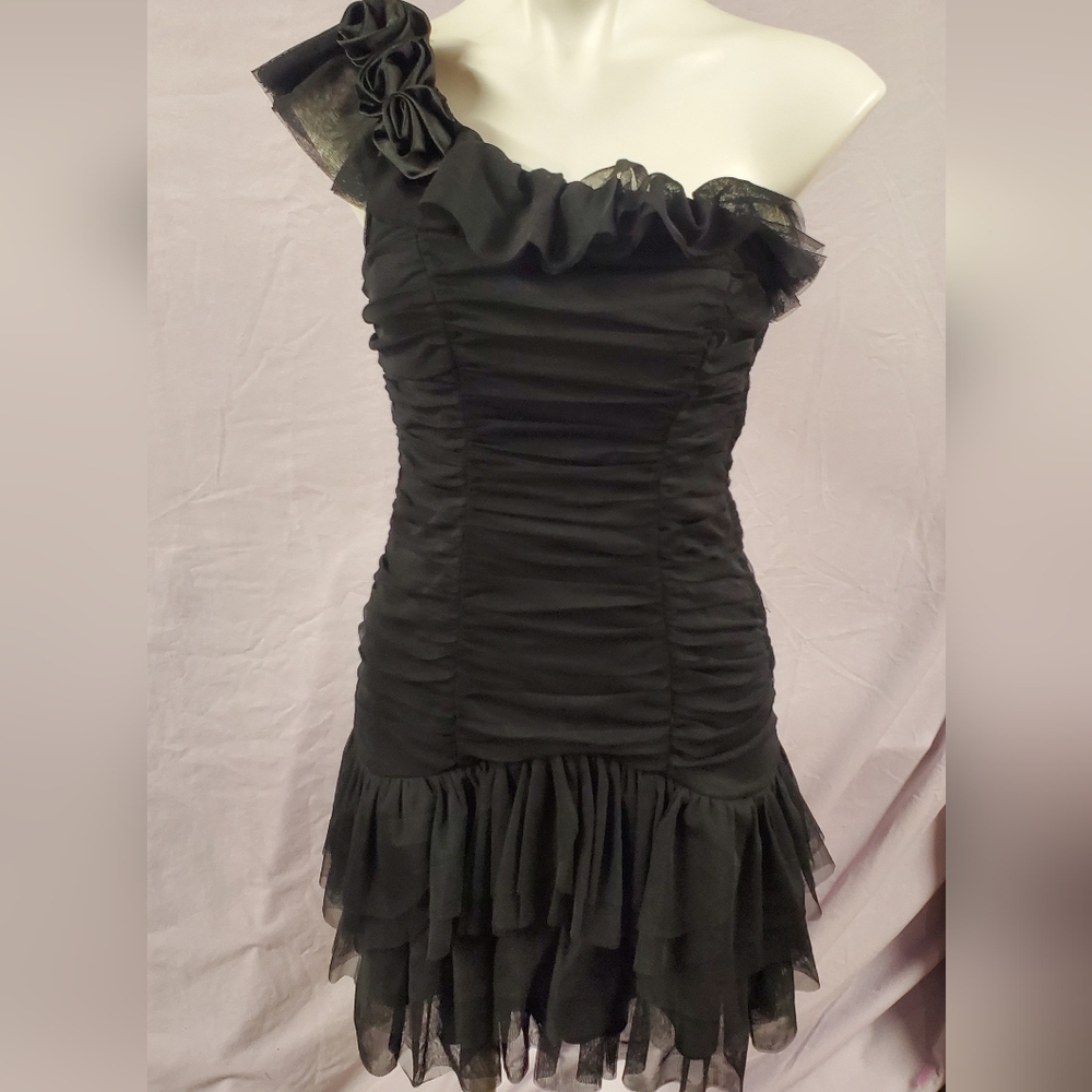 Masquerade Black Short Dress Size Medium Asymmetric One Shoulder Flower Accent